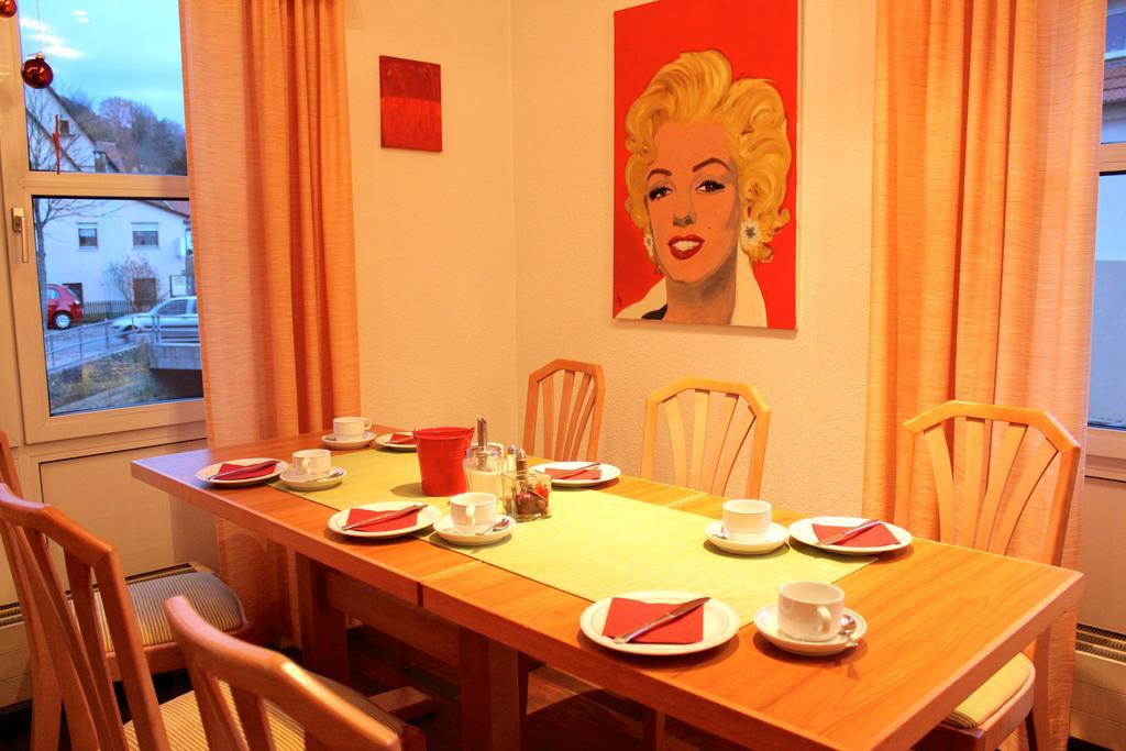 Hotel Gasthaus Bock Reichenbach an der Fils Exteriör bild